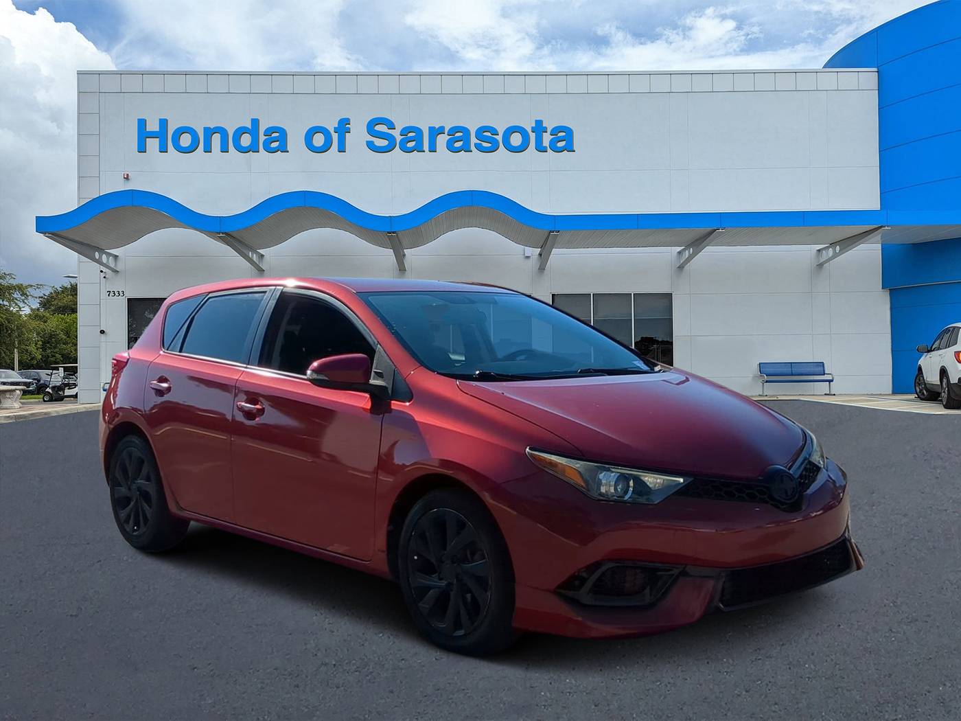 2016 Scion iM Base — Hatchback — 95,000 mi — Sarasota, FL