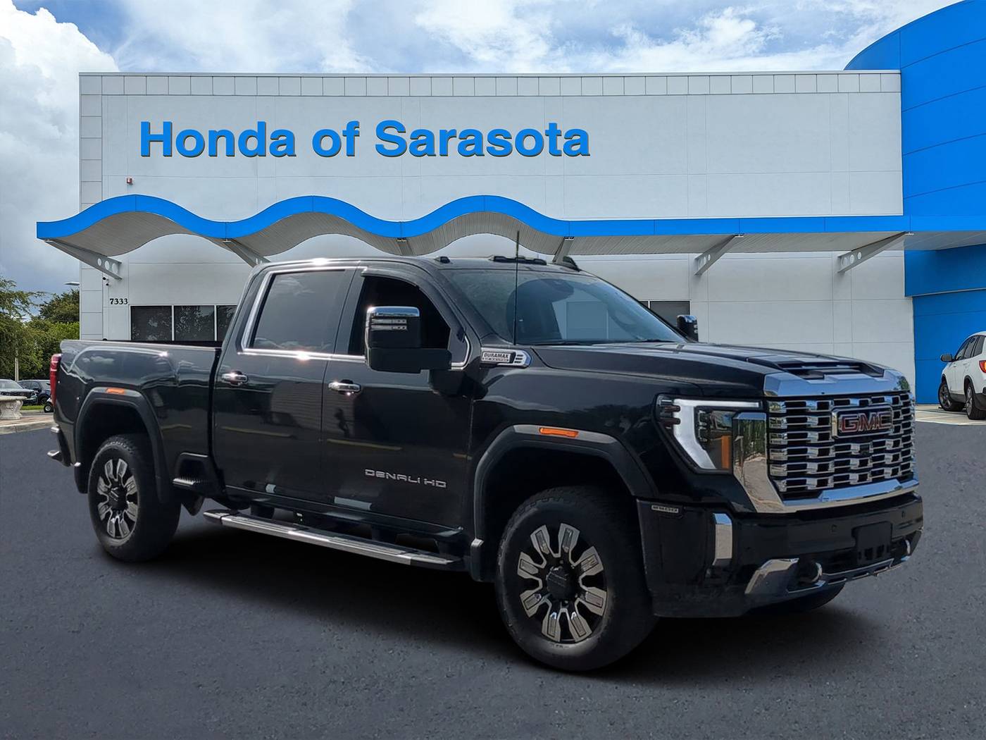 2024 GMC Sierra 2500HD Denali — Pickup Truck — 14,061 mi — Sarasota, FL