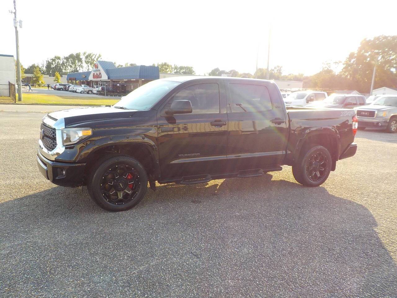 2020 Toyota Tundra SR5 — Pickup Truck — 125,219 mi — Benson, NC