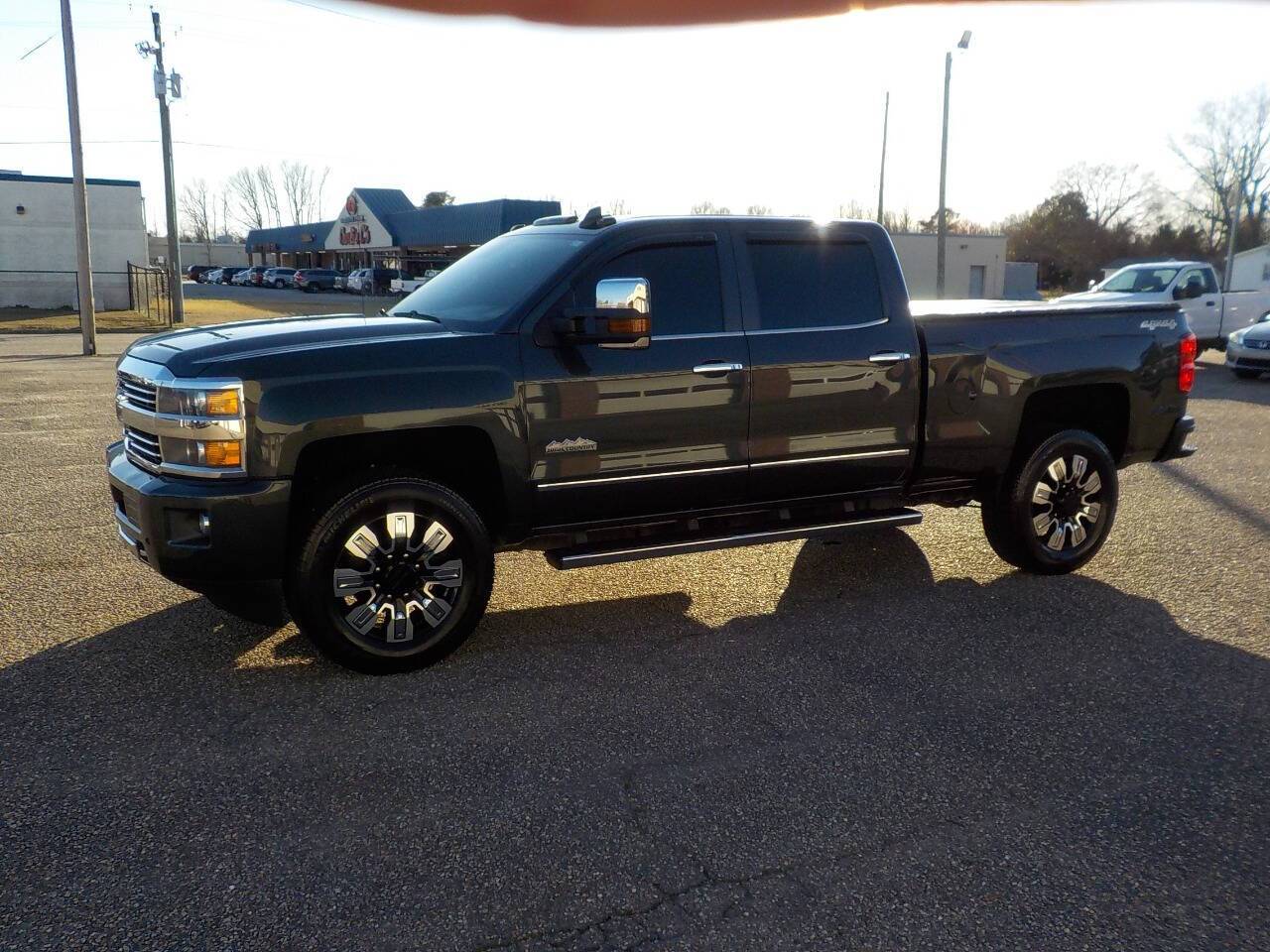 2017 Chevrolet Silverado 3500HD High Country — Pickup Truck — 129,324 mi — Benson, NC