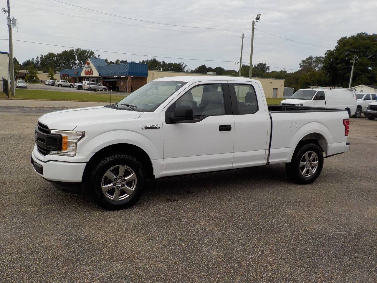 2018 Ford F-150 XL — Pickup Truck — 122,301 mi — Benson, NC