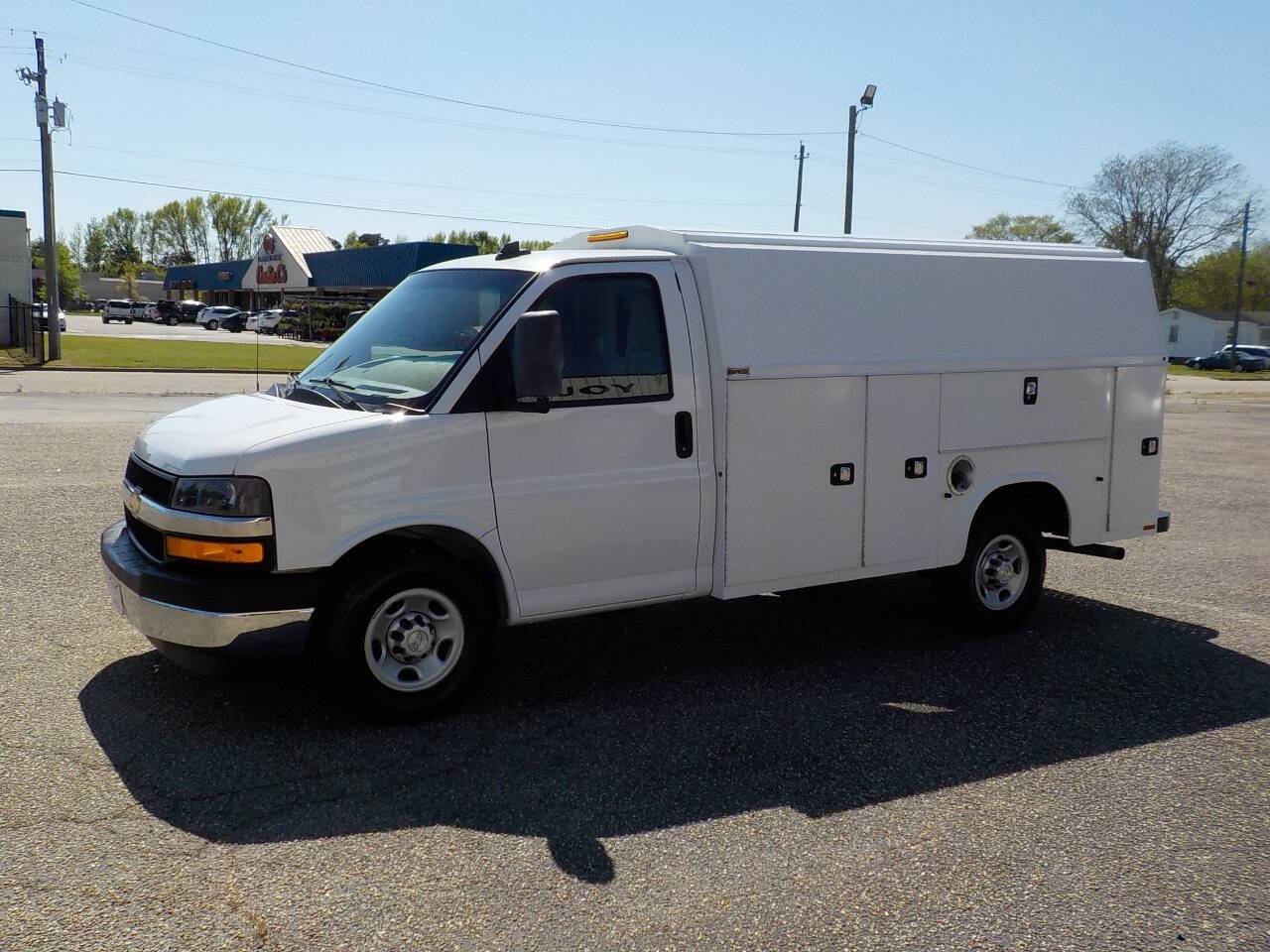 2018 Chevrolet Express Commercial Cutaway 3500 — Chassis Cab Truck — 80,903 mi — Benson, NC
