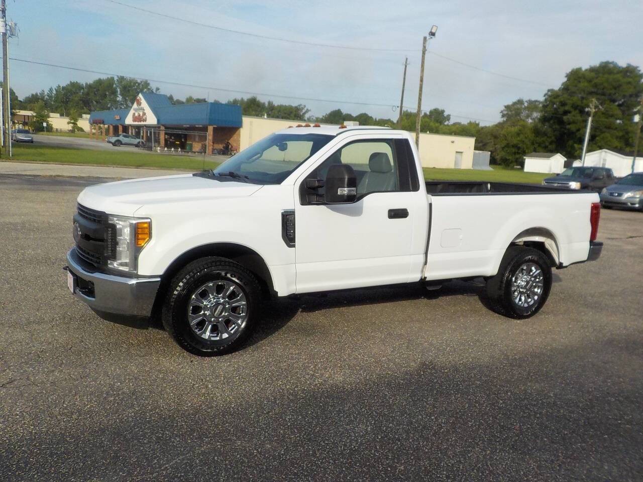 2017 Ford Super Duty F-250 XL — Pickup Truck — 113,667 mi — Benson, NC