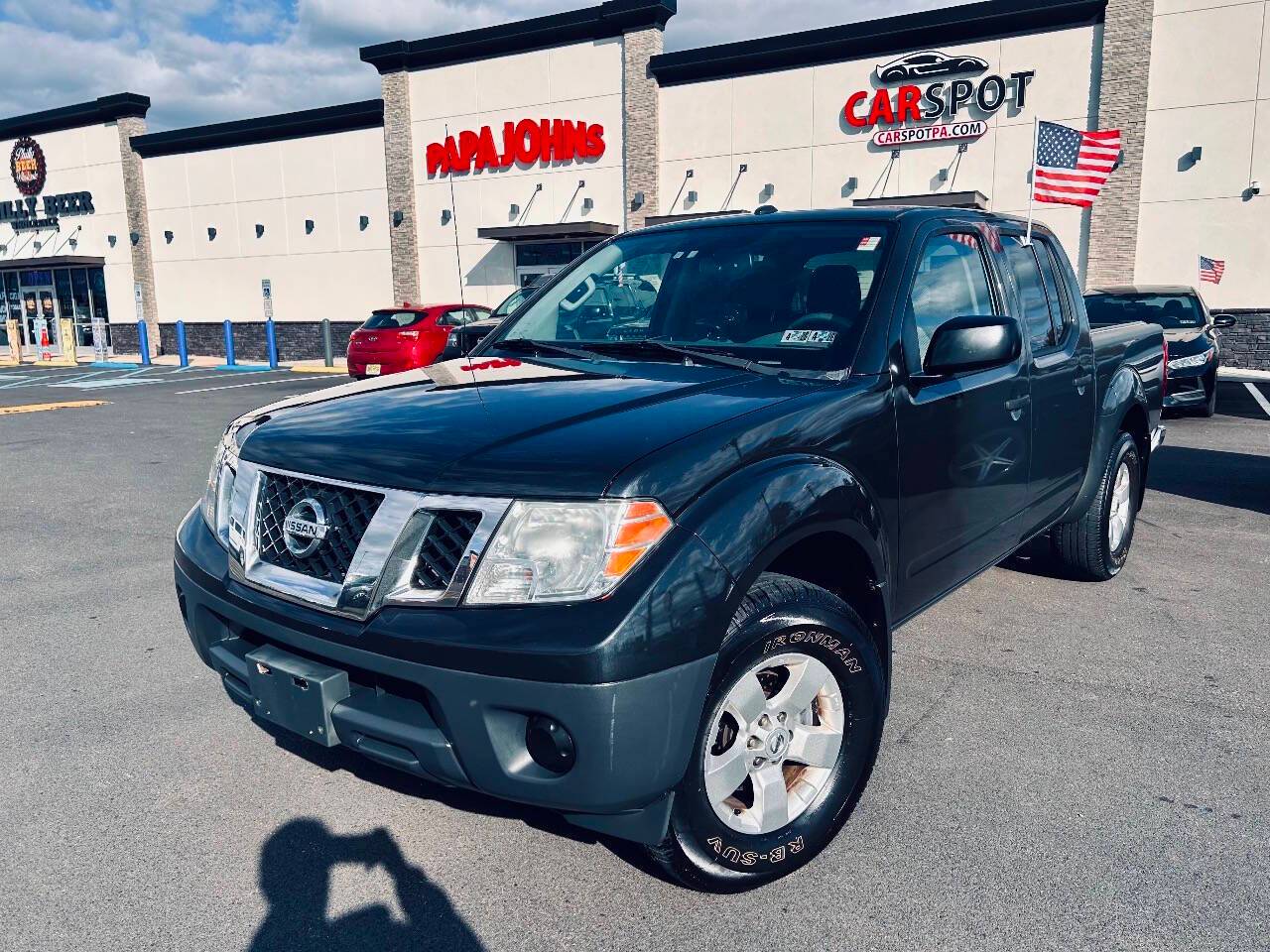 2012 Nissan Frontier SV — Pickup Truck — 101,342 mi — Philadelphia, PA
