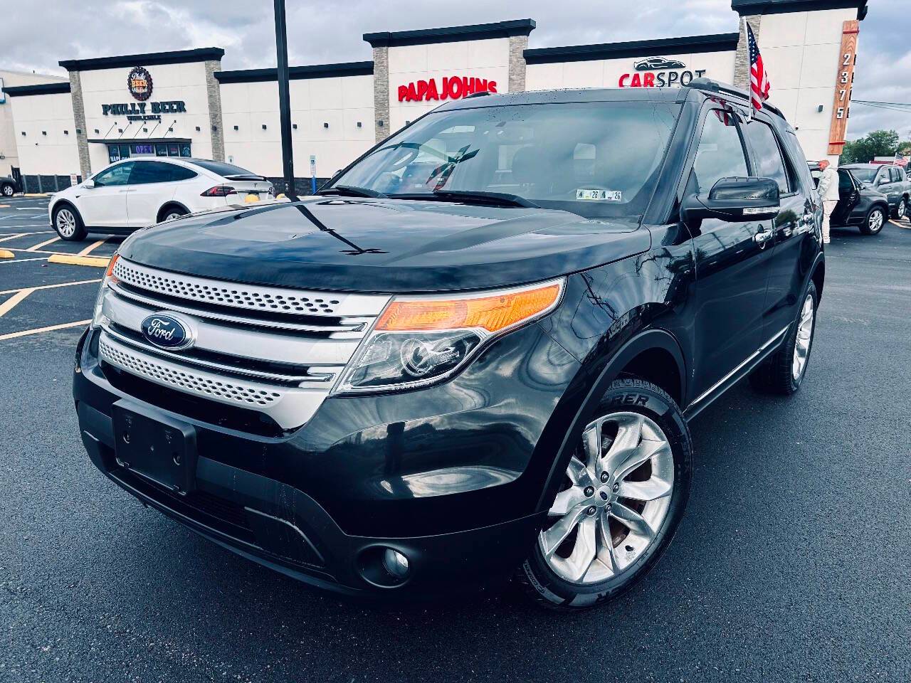 2015 Ford Explorer XLT — SUV — 121,560 mi — Philadelphia, PA
