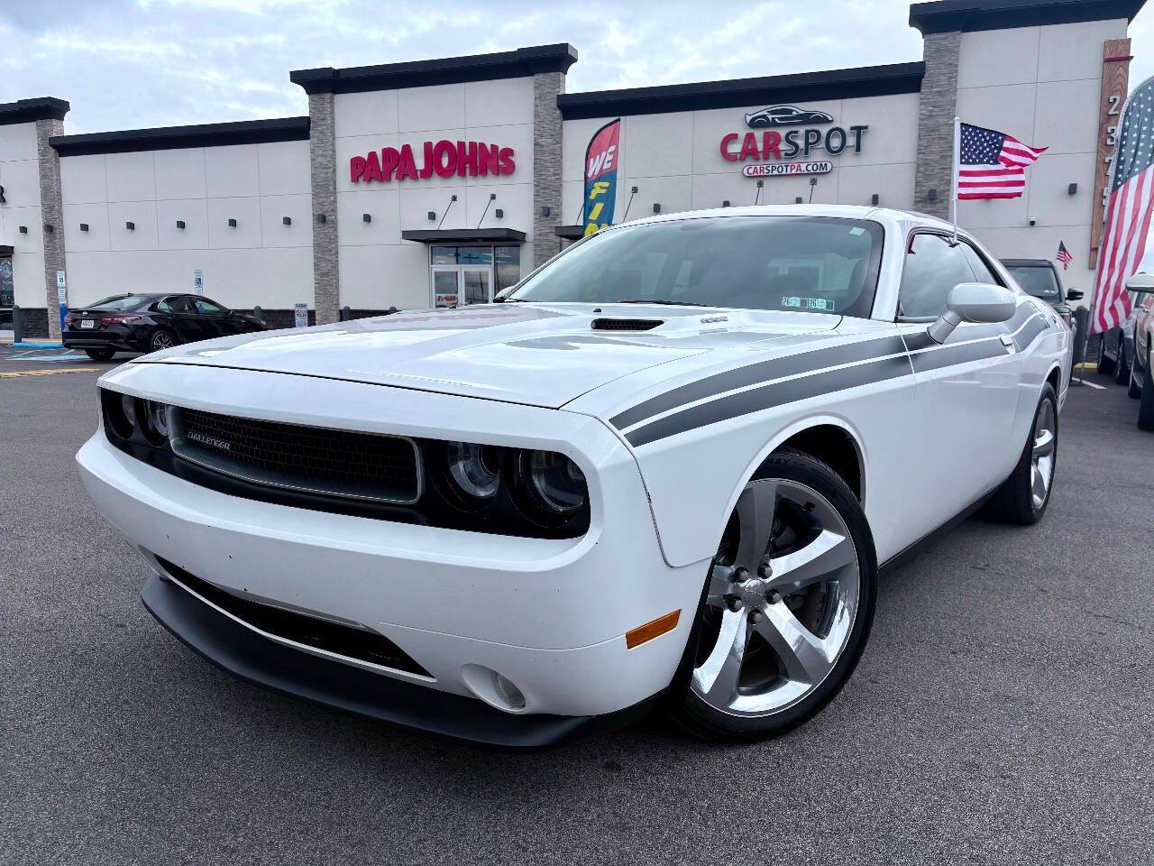 2012 Dodge Challenger R/T — Coupe — 117,784 mi — Philadelphia, PA