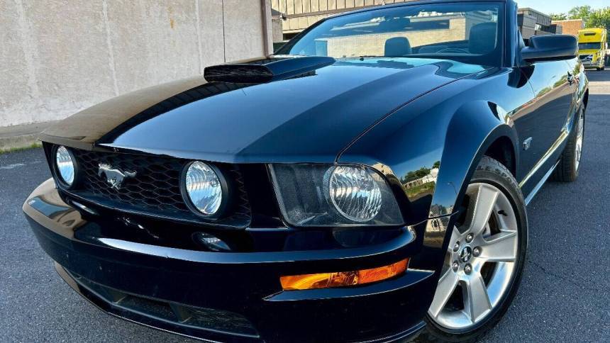 2007 Ford Mustang GT Premium — Convertible — 91,929 mi — Philadelphia, PA