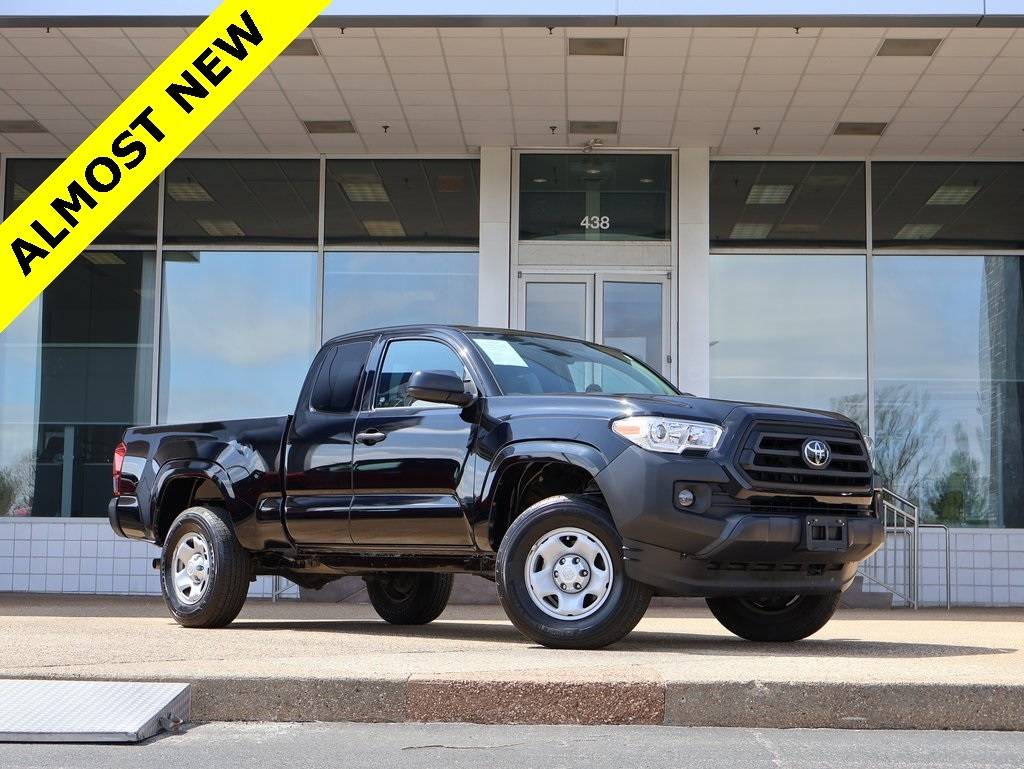 2023 Toyota Tacoma SR — Pickup Truck — 17,420 mi — Springfield, MO