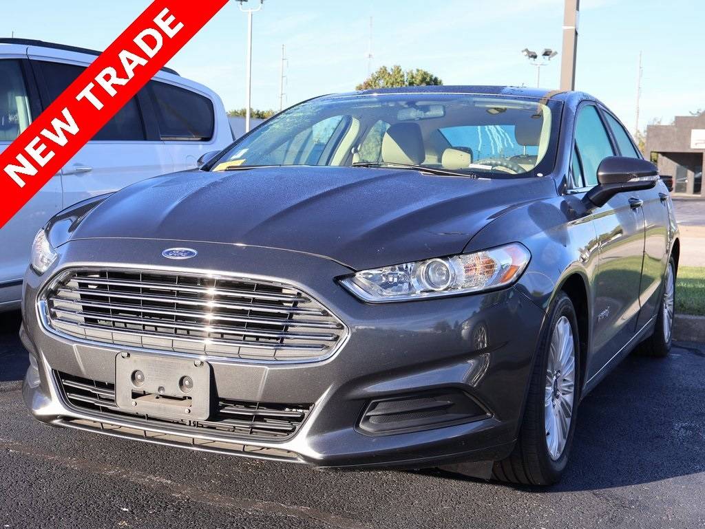 2015 Ford Fusion Hybrid SE — Sedan — 48,524 mi — Springfield, MO