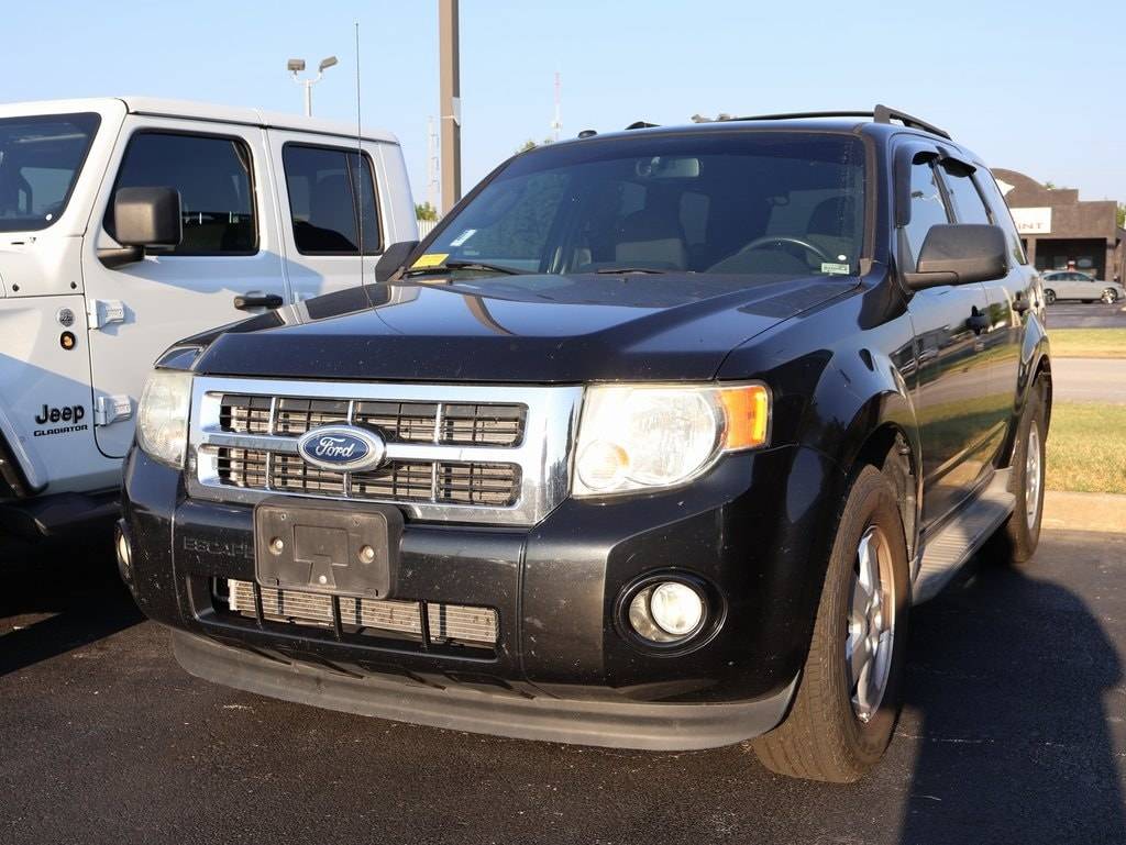 2011 Ford Escape XLT — SUV — 136,337 mi — Springfield, MO