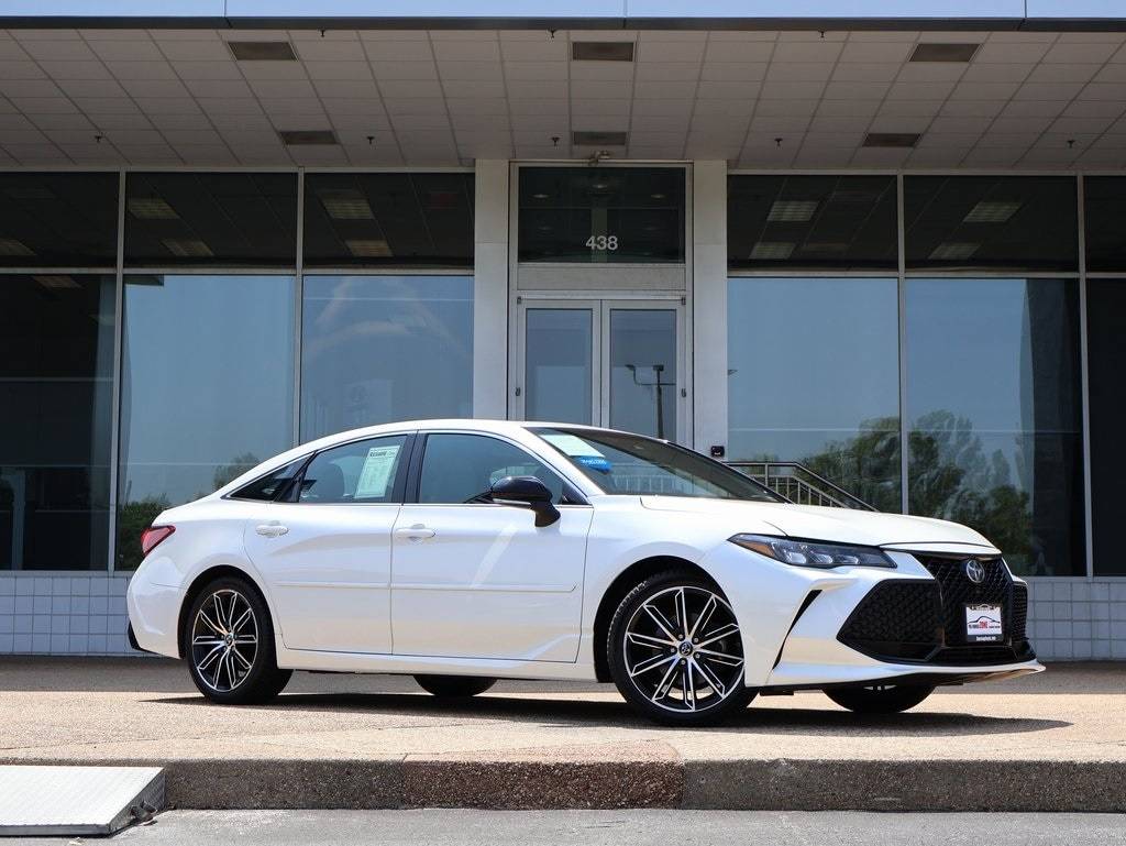 2019 Toyota Avalon XLE — Sedan — 143,270 mi — Springfield, MO