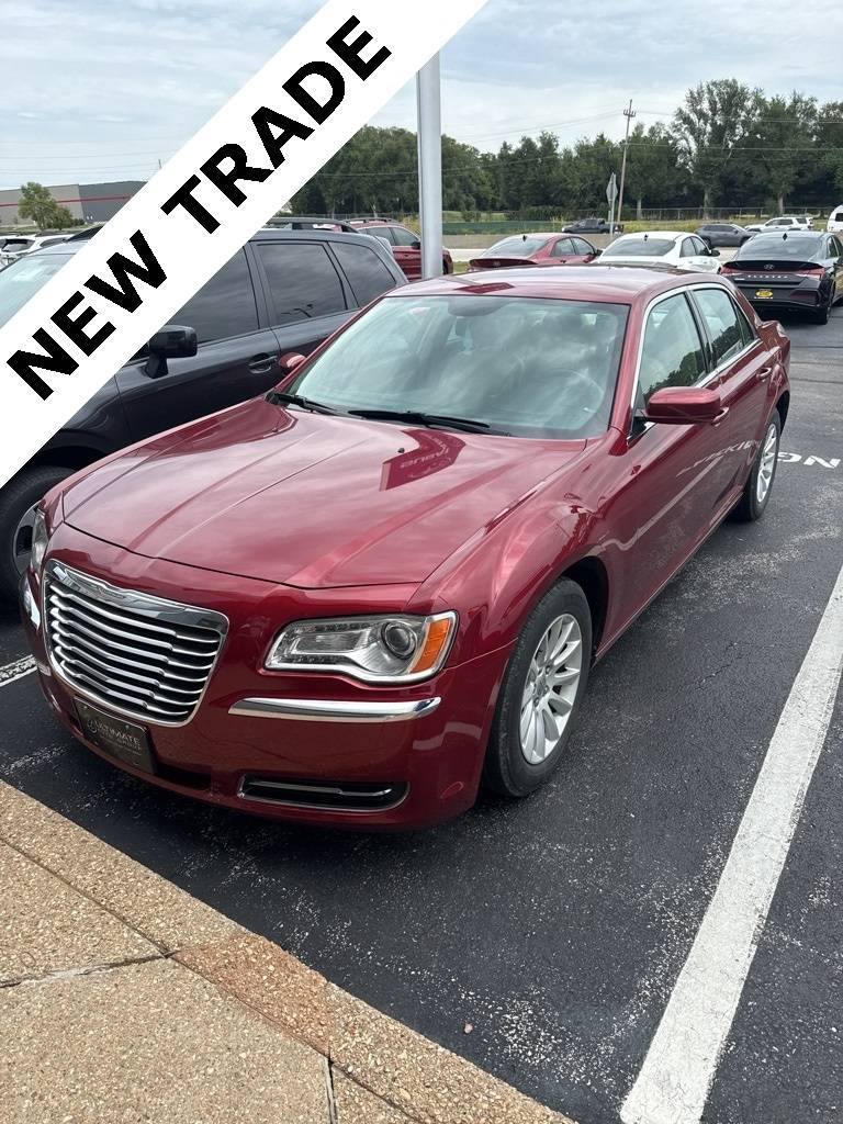 2014 Chrysler 300 Base — Sedan — 134,750 mi — Springfield, MO