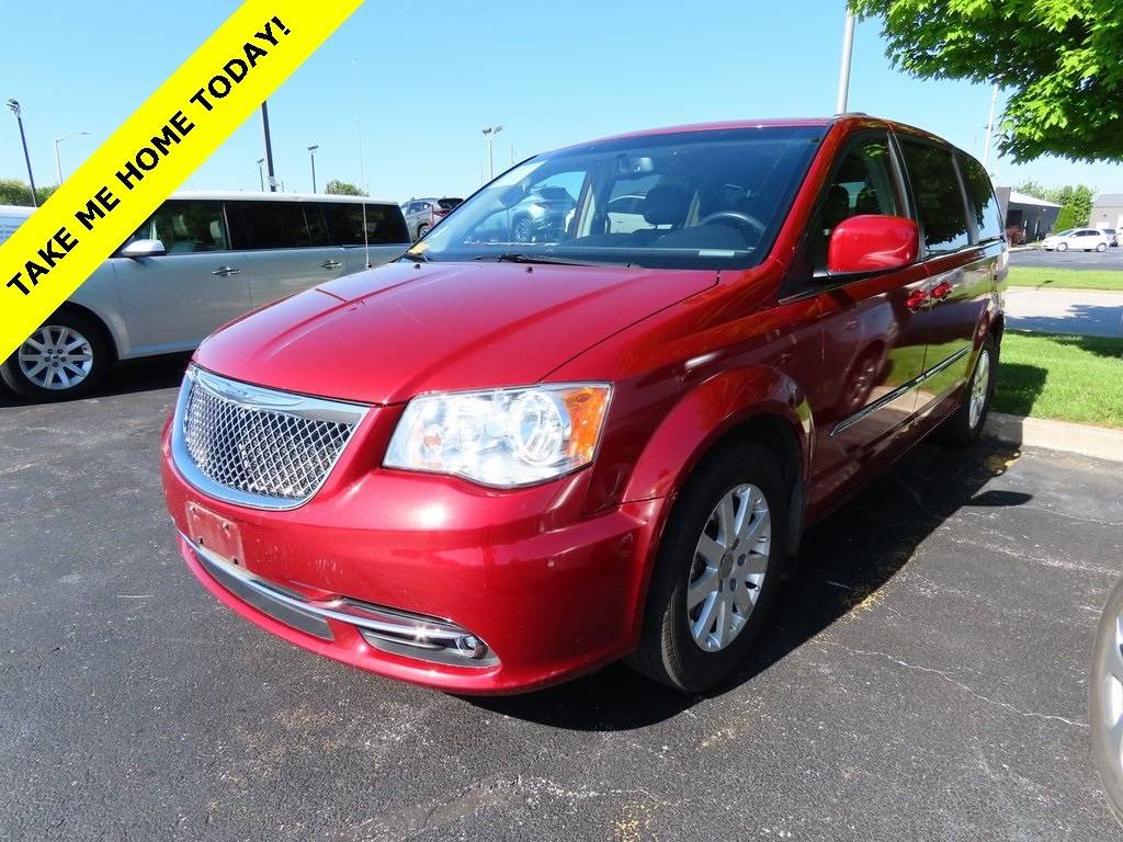 2015 Chrysler Town & Country Touring — Minivan — 117,619 mi — Springfield, MO