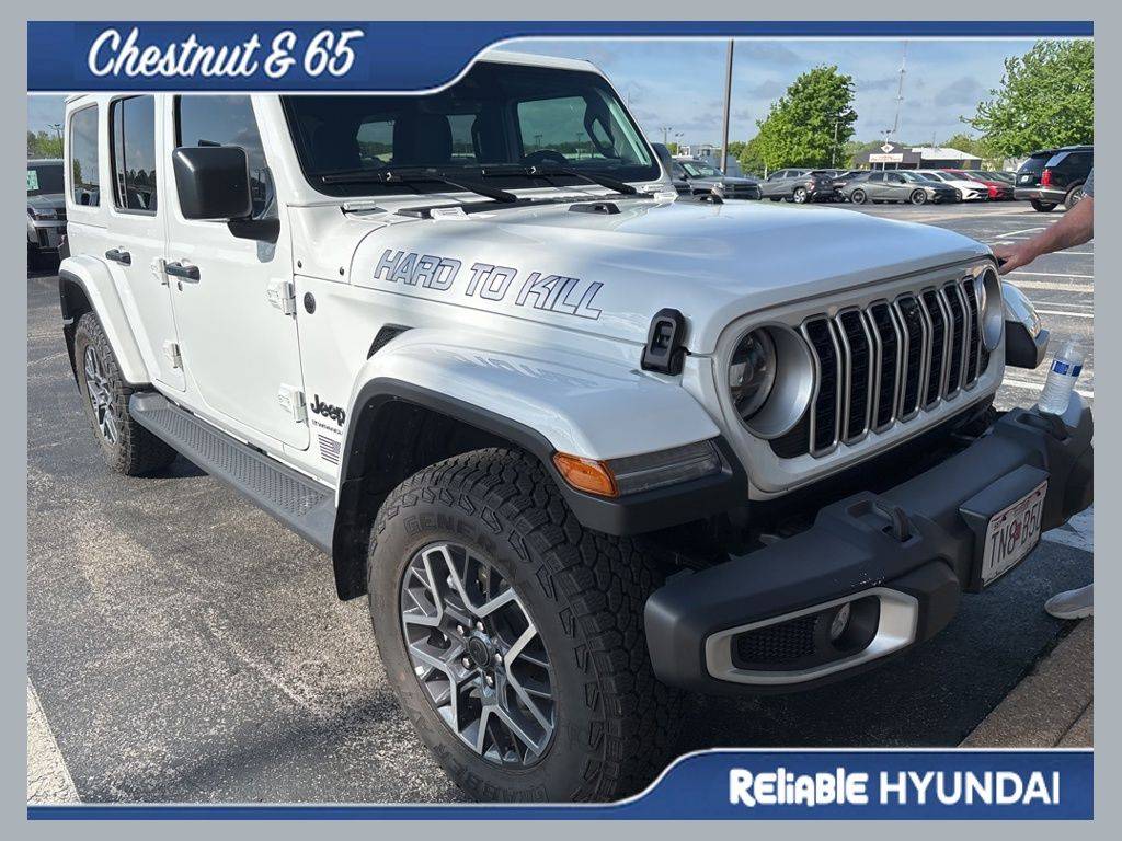 2025 Jeep Wrangler Sahara — SUV — 5,193 mi — Springfield, MO