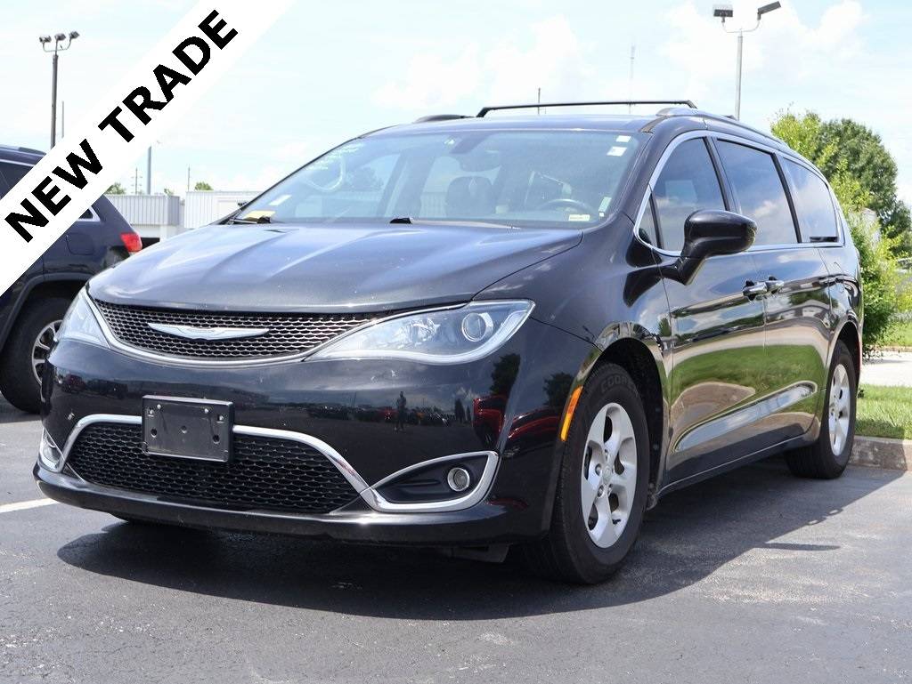 2017 Chrysler Pacifica Touring L Plus — Minivan — 144,500 mi — Springfield, MO