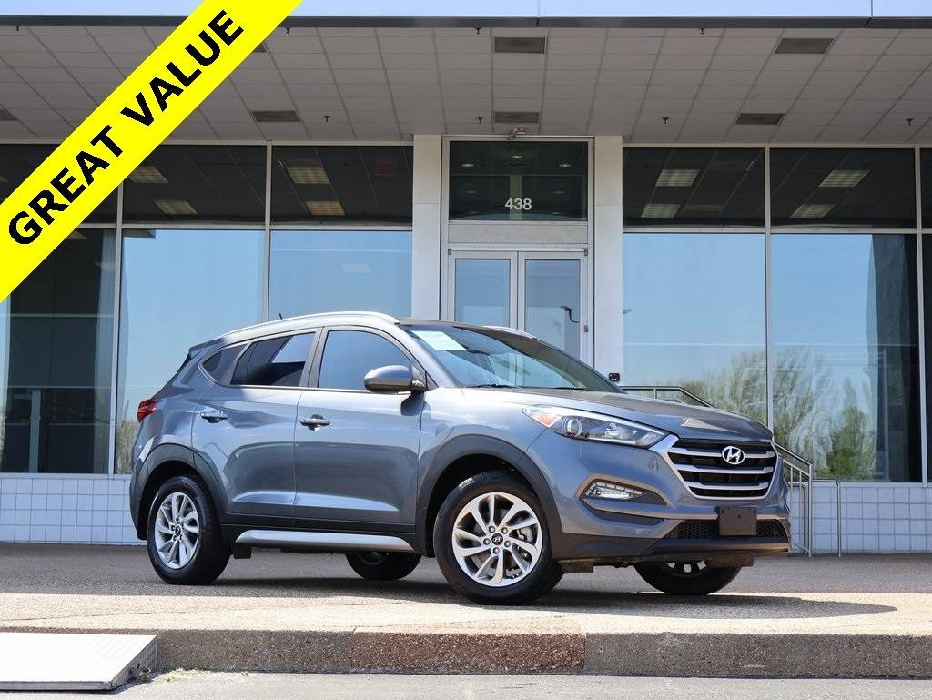2017 Hyundai Tucson SE — SUV — 114,520 mi — Springfield, MO