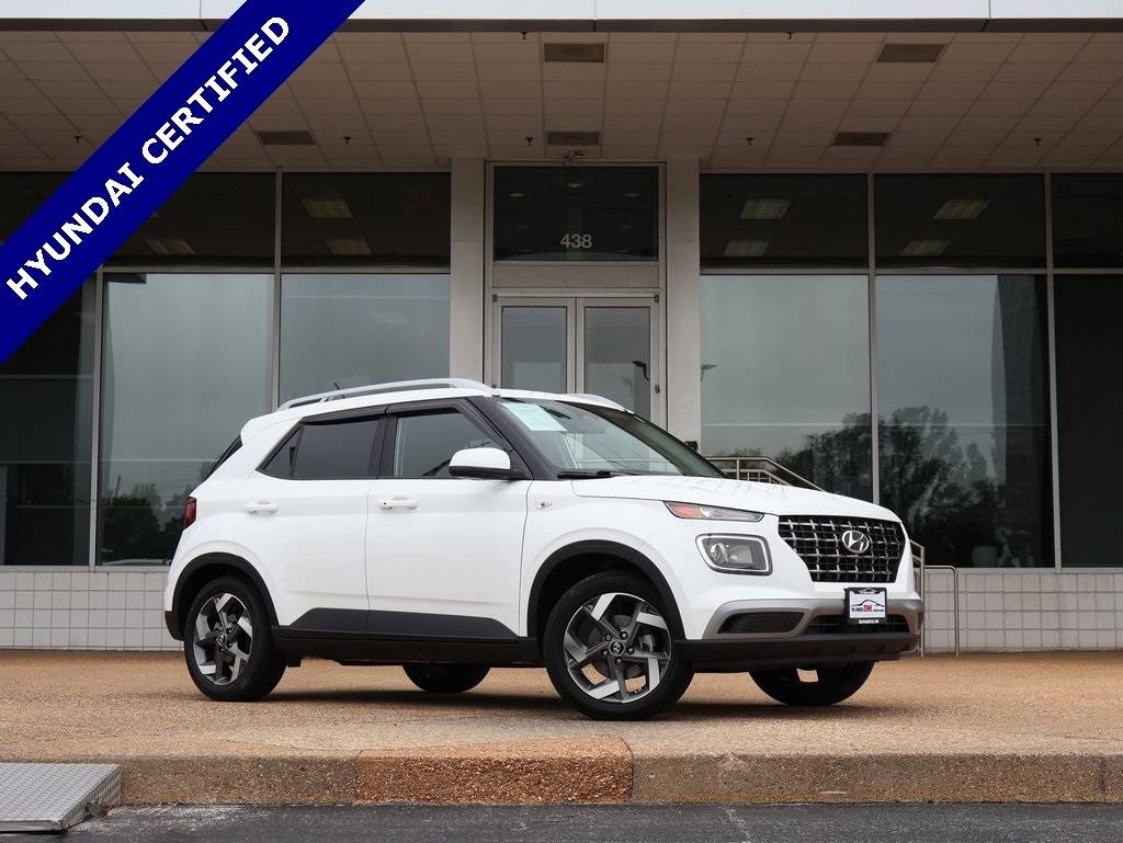 2025 Hyundai Venue SEL — SUV — 8,825 mi — Springfield, MO