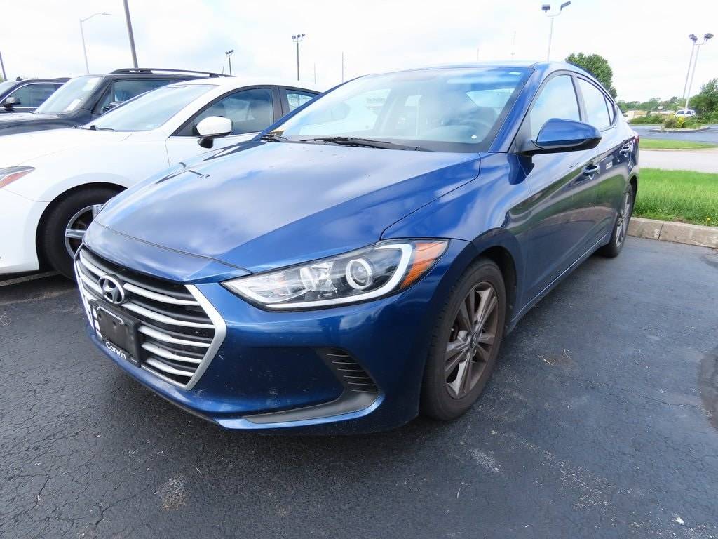 2017 Hyundai Elantra SE — Sedan — 94,753 mi — Springfield, MO