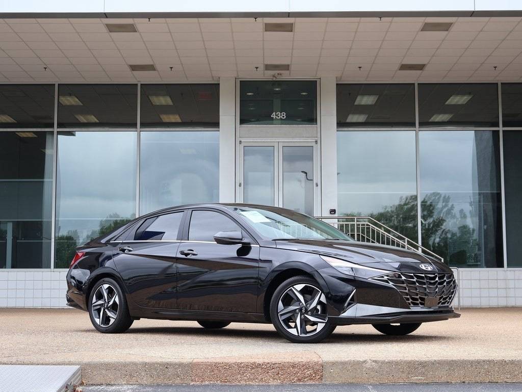 2023 Hyundai Elantra Hybrid Limited — Sedan — 23,215 mi — Springfield, MO