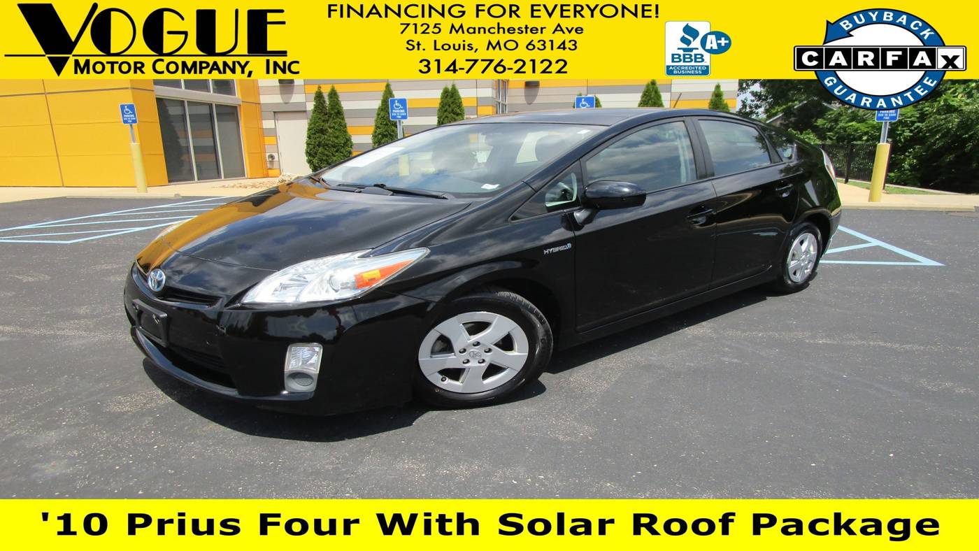 2010 Toyota Prius Four — Sedan — 111,274 mi — St. Louis, MO