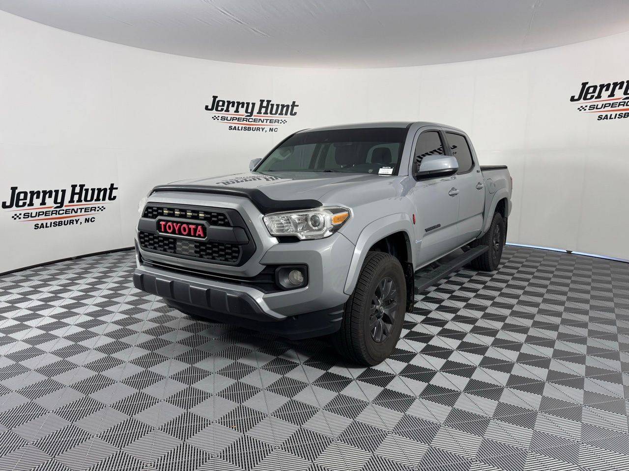 2020 Toyota Tacoma SR5 — Pickup Truck — 92,343 mi — Salisbury, NC