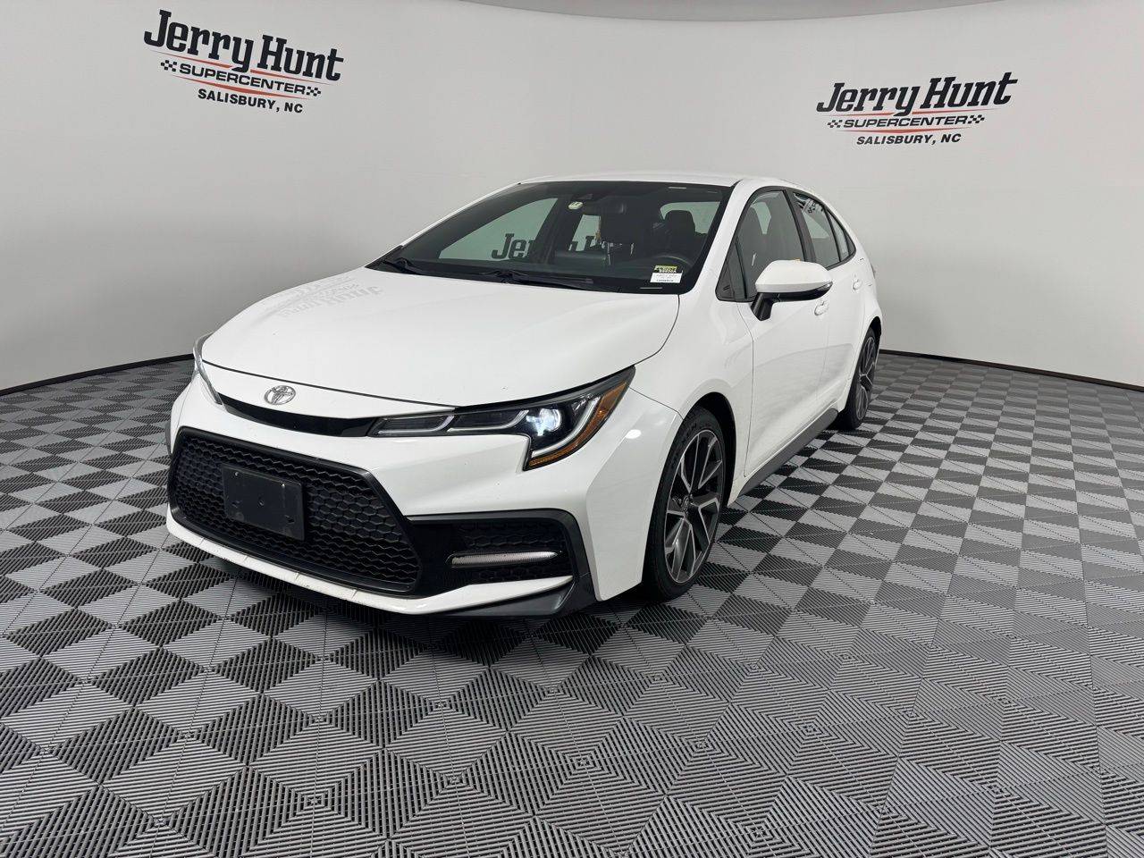 2020 Toyota Corolla SE — Sedan — 89,594 mi — Salisbury, NC