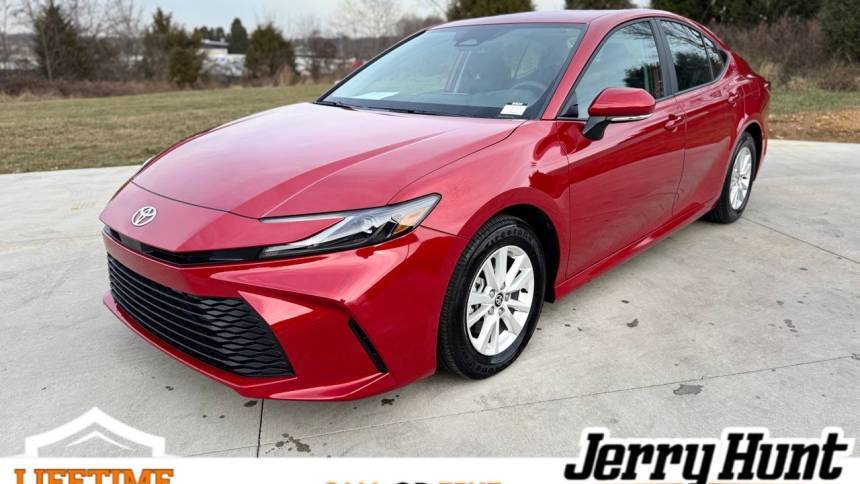 2025 Toyota Camry LE — Sedan — 2,968 mi — Salisbury, NC