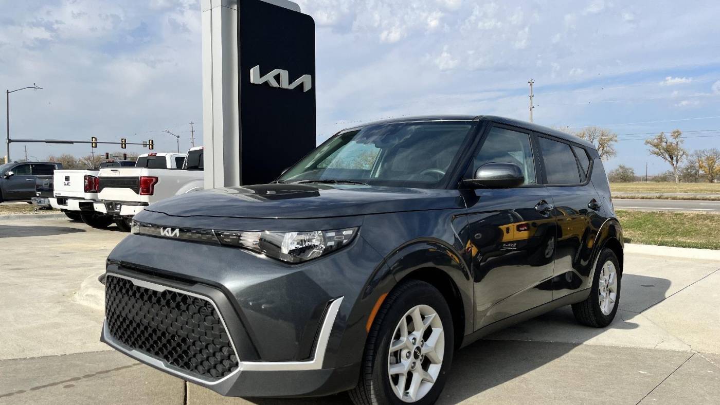 2024 Kia Soul S — Hatchback — 2,089 mi — Manhattan, KS