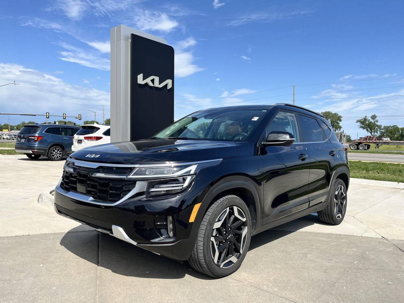 2024 Kia Seltos SX — SUV — 9,195 mi — Manhattan, KS