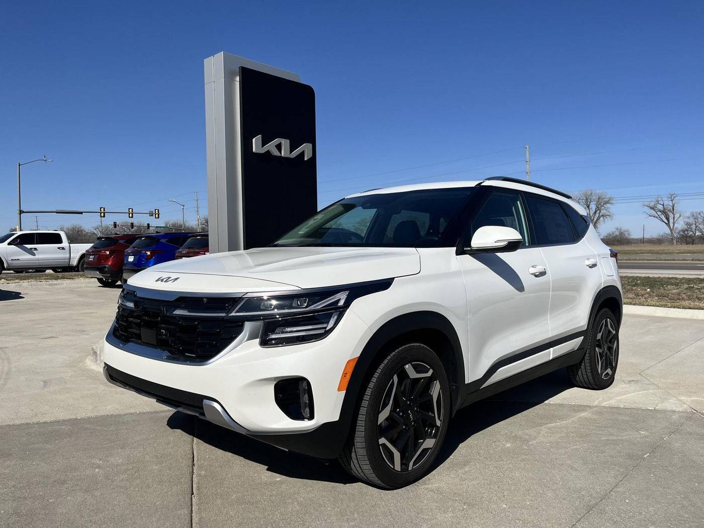 2024 Kia Seltos SX — SUV — 5,540 mi — Manhattan, KS