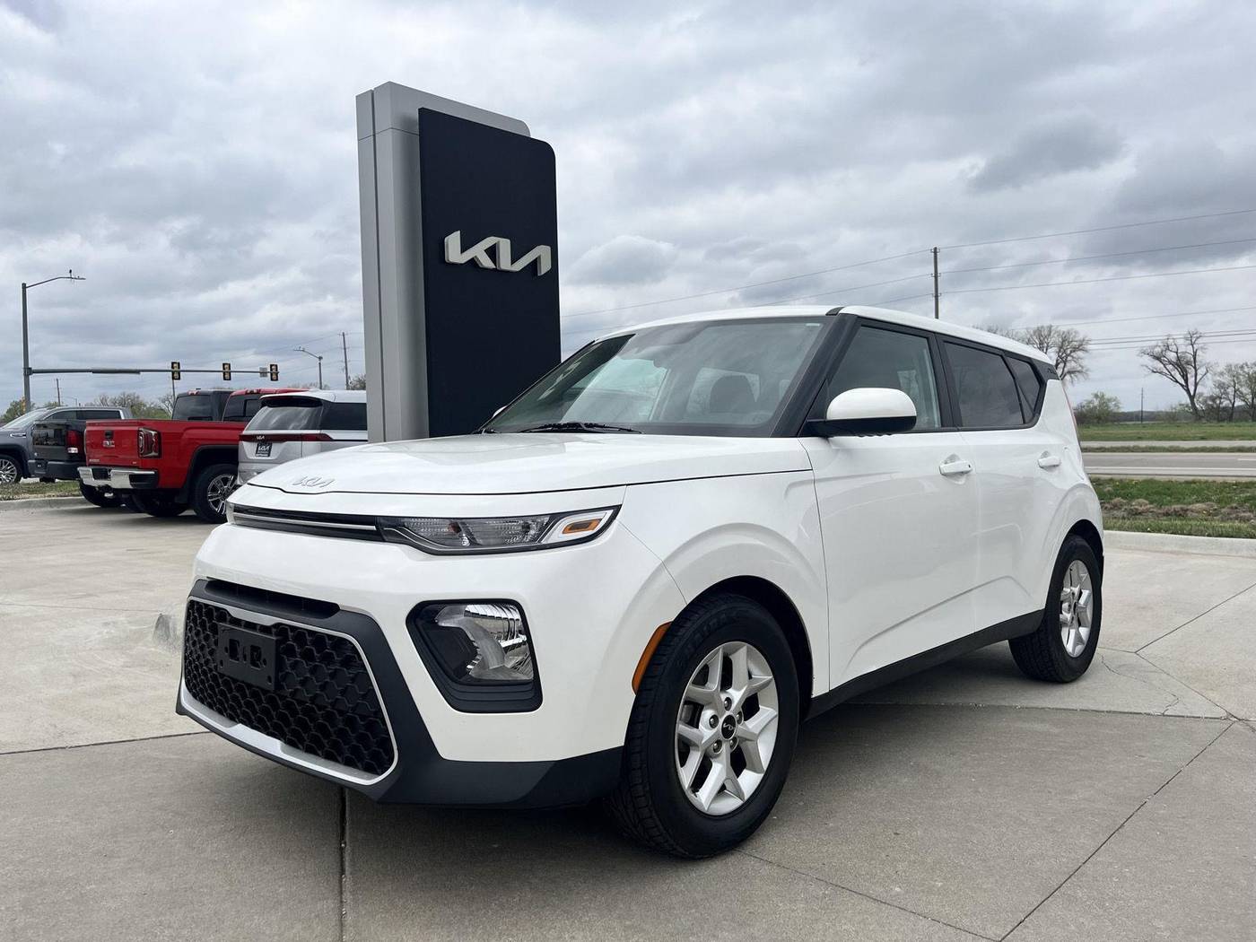 2022 Kia Soul S — Hatchback — 55,513 mi — Manhattan, KS