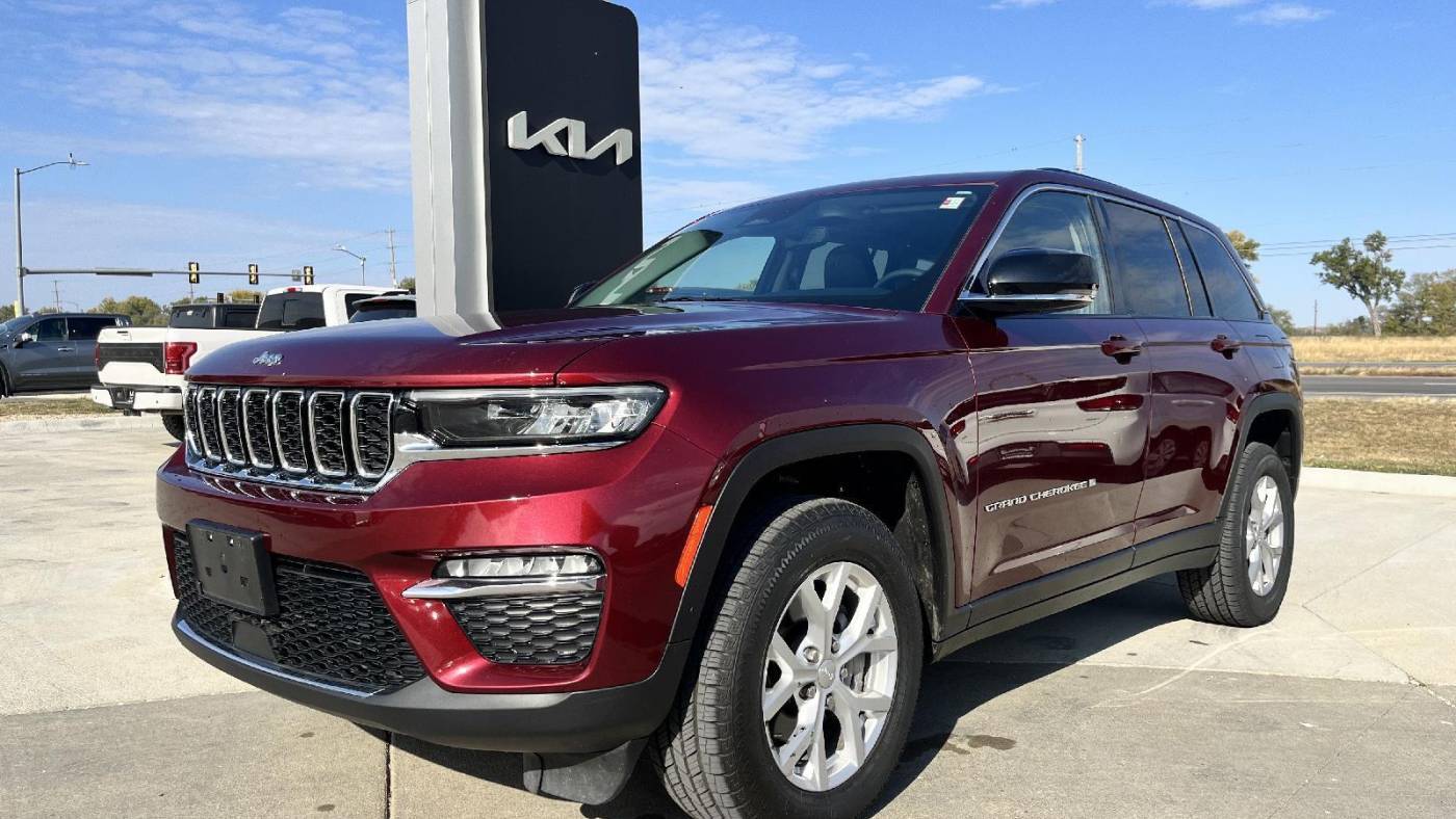 2023 Jeep Grand Cherokee Limited — SUV — 52,471 mi — Manhattan, KS