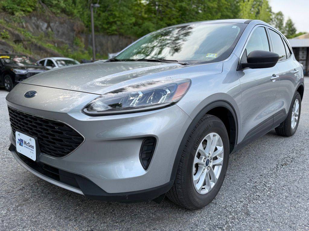 2022 Ford Escape SE Hybrid — SUV — 9,082 mi — Montpelier, VT