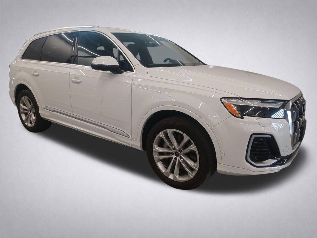 2025 Audi Q7 Premium Plus — SUV — 27,333 mi — Lenox, MA