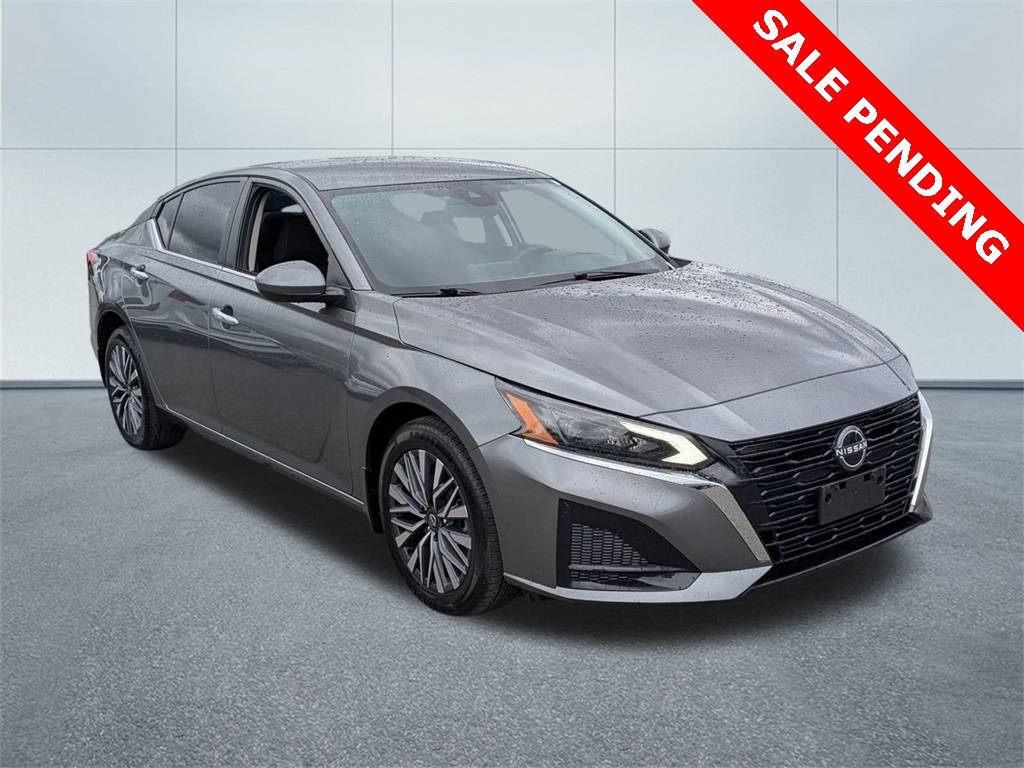 2023 Nissan Altima SV — Sedan — 31,568 mi — Pittsfield, MA