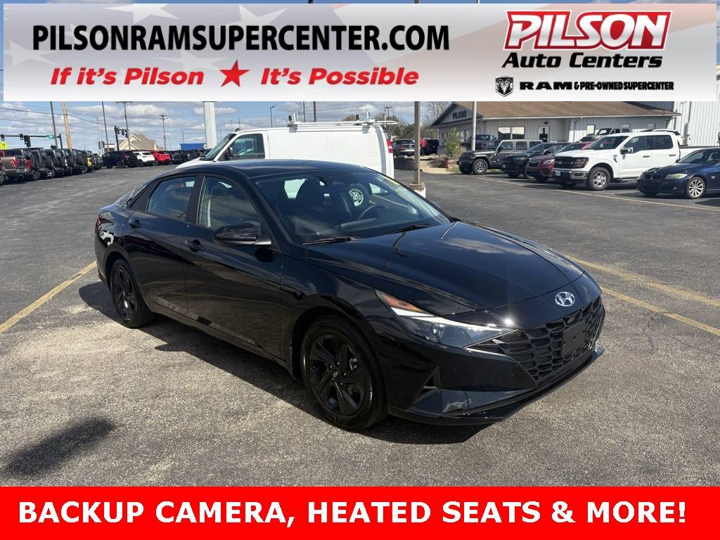 2023 Hyundai Elantra Hybrid Blue — Sedan — 24,563 mi — Charleston, IL