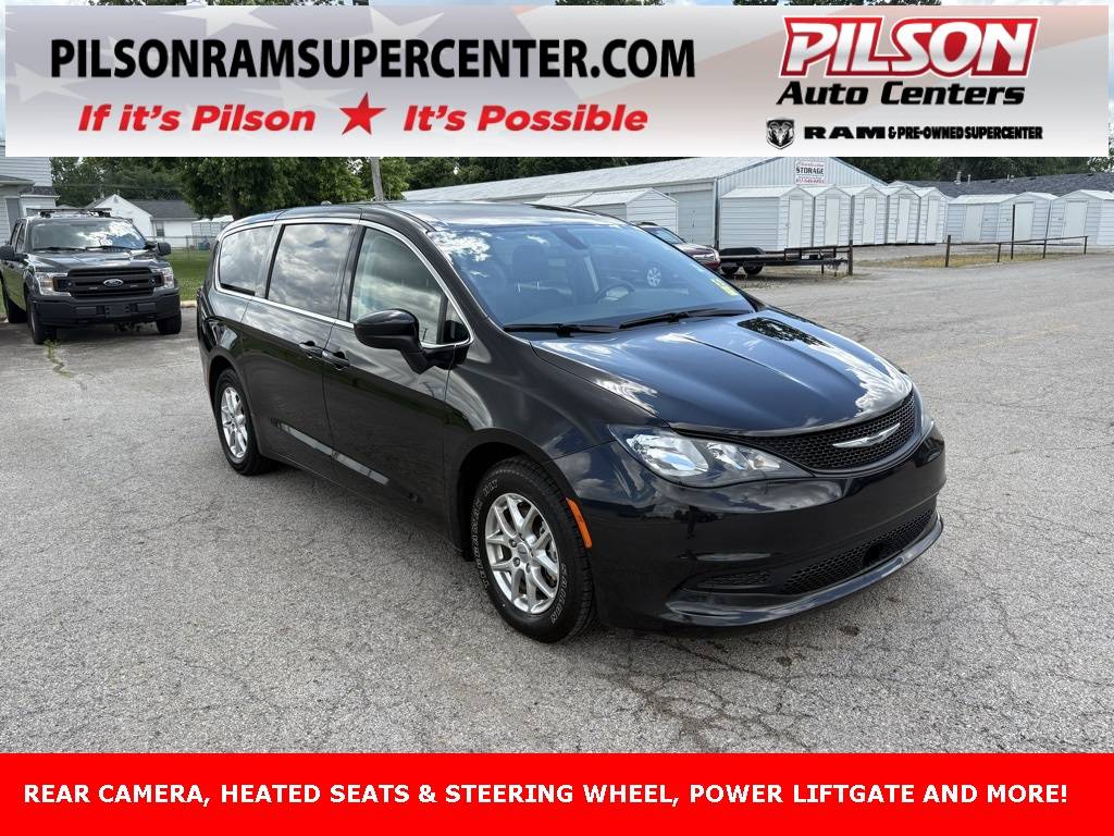 2022 Chrysler Voyager LX — Minivan — 61,953 mi — Charleston, IL