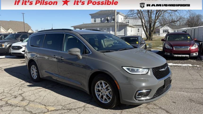 2022 Chrysler Pacifica Touring L — Minivan — 63,185 mi — Charleston, IL