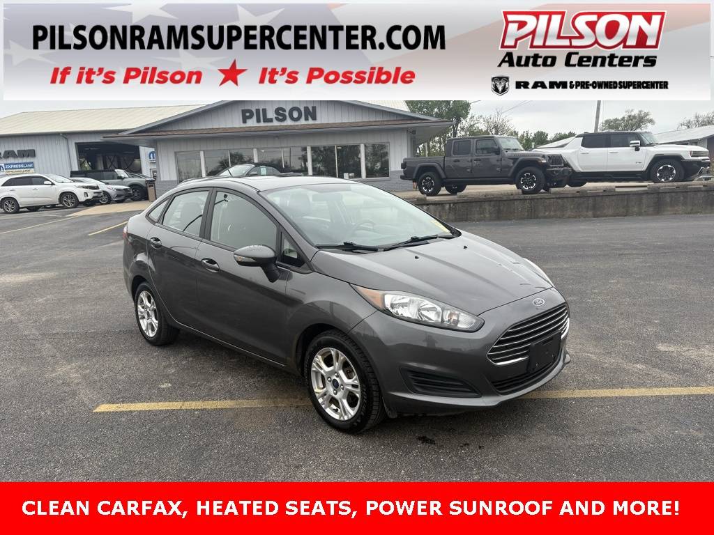 2016 Ford Fiesta SE — Sedan — 122,203 mi — Charleston, IL