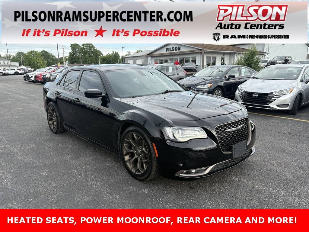 2016 Chrysler 300 S Alloy Edition — Sedan — 88,067 mi — Charleston, IL