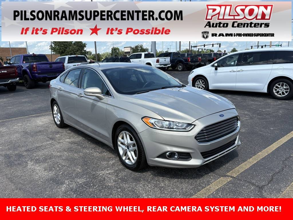 2015 Ford Fusion SE — Sedan — 139,049 mi — Charleston, IL