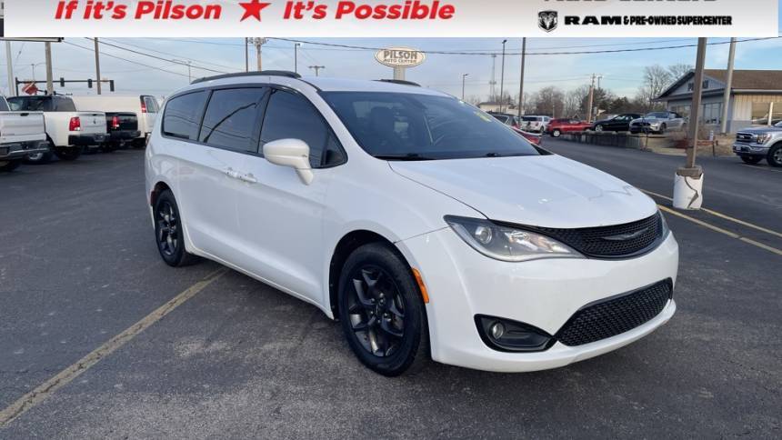 2018 Chrysler Pacifica Touring L Plus — Minivan — 92,888 mi — Charleston, IL