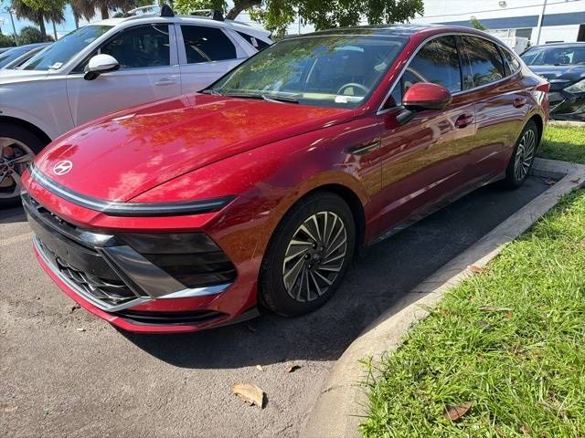 2024 Hyundai Sonata Hybrid Limited — Sedan — 7,983 mi — Delray Beach, FL