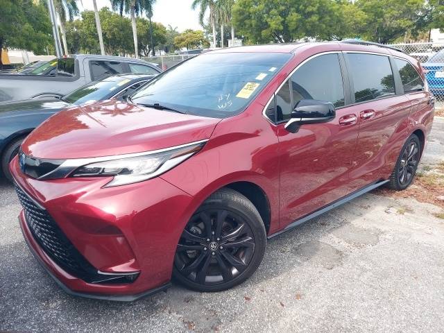 2022 Toyota Sienna XSE — Minivan — 38,808 mi — Delray Beach, FL