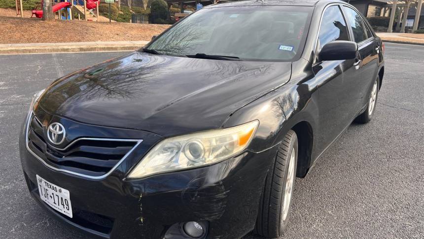 2011 Toyota Camry LE — Sedan — 200,152 mi — Norcross, GA