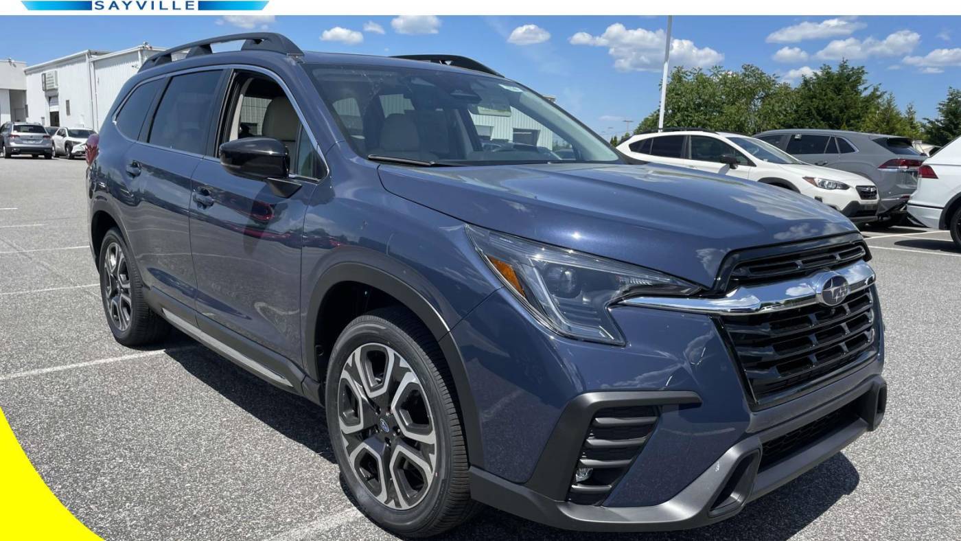 2024 Subaru Ascent Limited — SUV — 10,467 mi — Sayville, NY