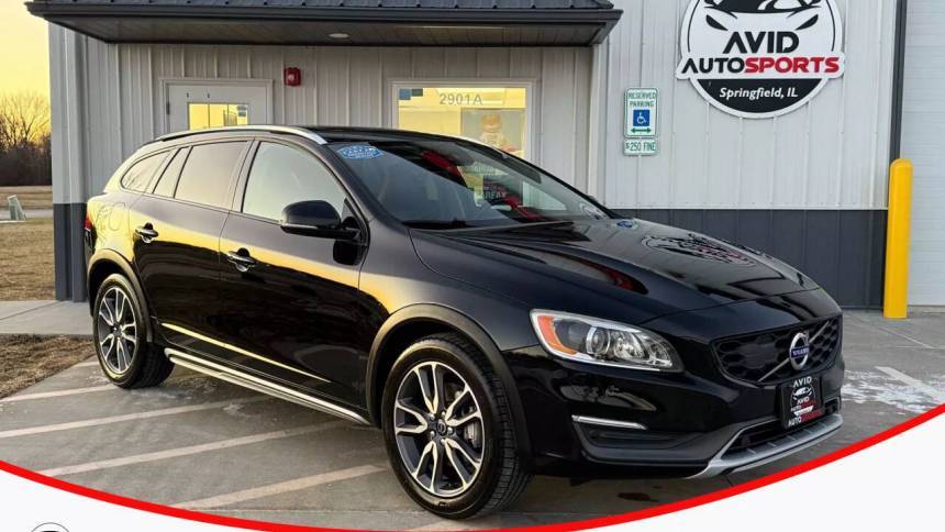2016 Volvo V60 Cross Country T5 Platinum — Wagon — 99,677 mi — SPRINGFIELD, IL