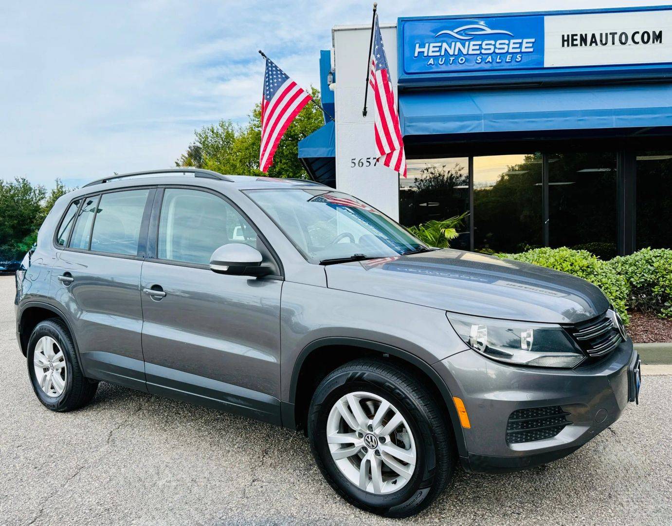 2016 Volkswagen Tiguan S — SUV — 133,403 mi — Virginia Beach, VA