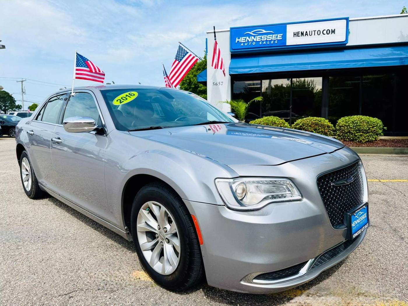2016 Chrysler 300 Limited — Sedan — 80,677 mi — Virginia Beach, VA