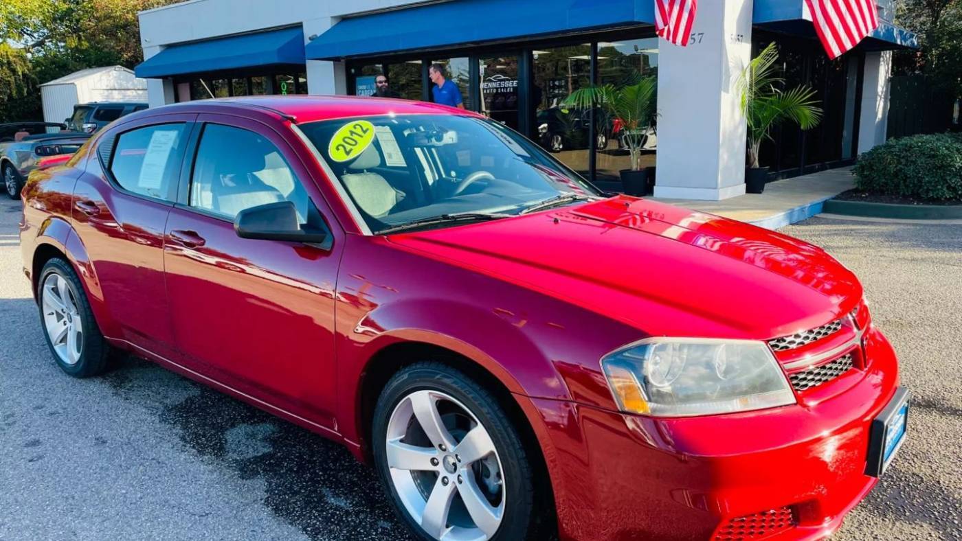 2013 Dodge Avenger SE V6 — Sedan — 120,712 mi — Virginia Beach, VA
